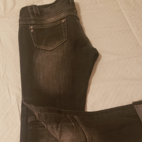 Women's Jeans - Picture 5 of 7